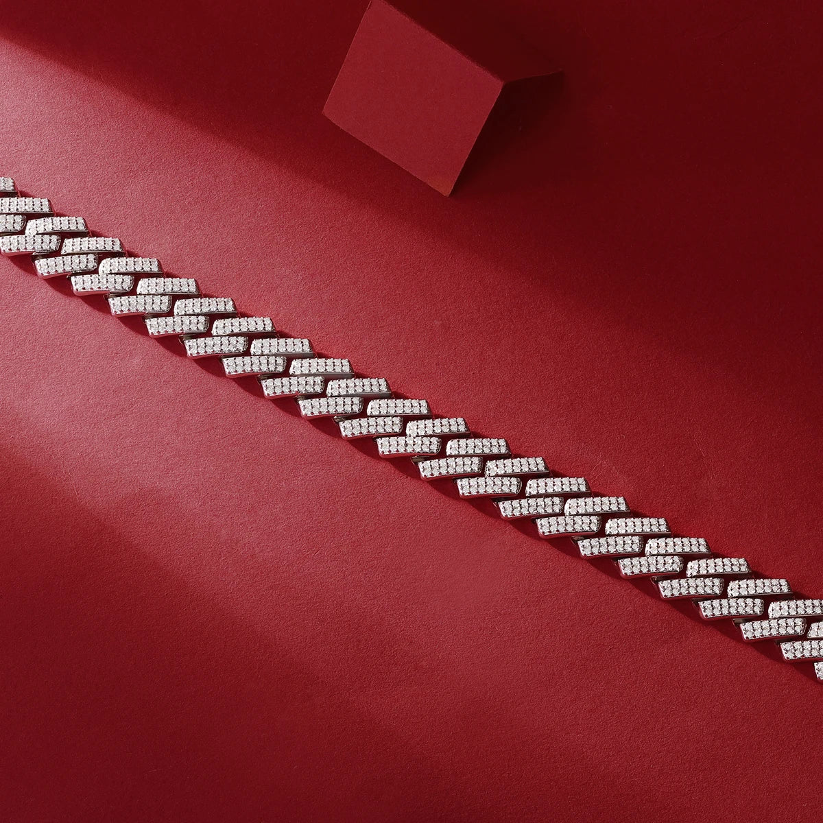 JIUZUAN Iced Out Moissanite Cuban Link Bracelet 925 Sterling Silver 18K Gold Plated Hip Hop Style for Men with GRA Certificate