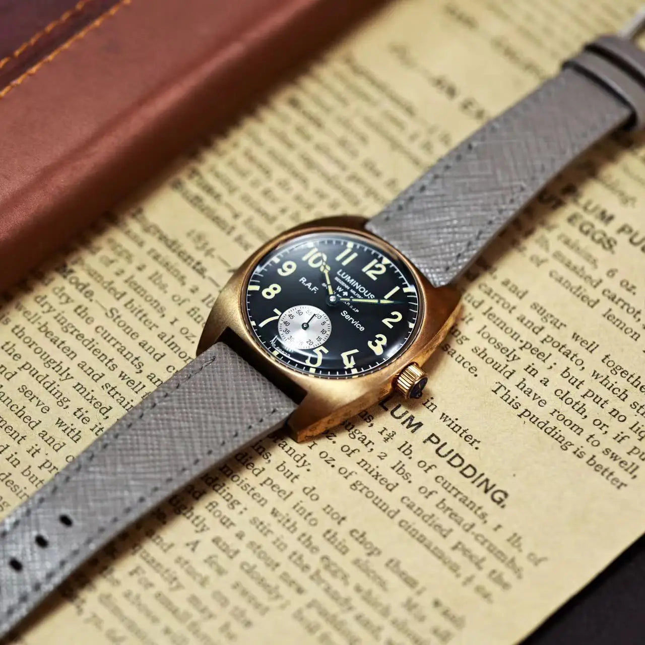 Seizenn W10 Field Watch Retro Arrow Pilot Watch- Men`s Mechanical Manual Hand Wind Luminous Merkur CUSN8 Bronze Turtle Case WWW